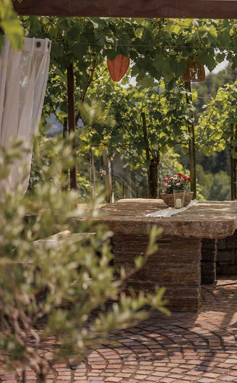Buschenschank und Weinhof Strablegg-Leitner - in der Südsteiermark Wein genießen